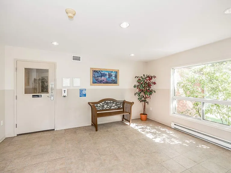 320 Emms Dr — Photo 23