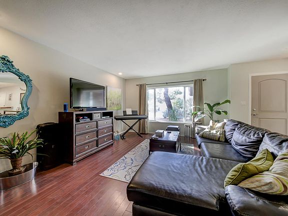 5th image of 967 N 85th St