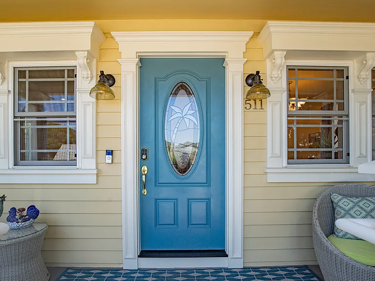 511 Baker St — Photo 16