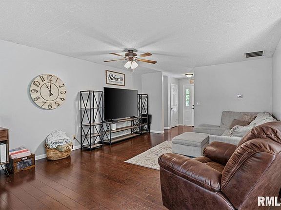 5th image of 8101 Tack Ln