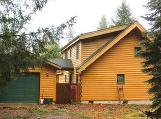 8255 Fire Hall Rd, Grand Ronde, OR 97347