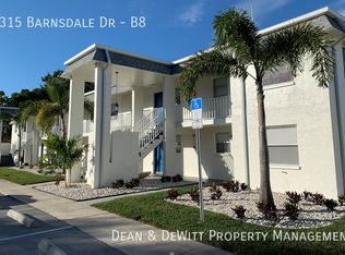 3315 Barnsdale Dr #B8, Largo, FL 33771