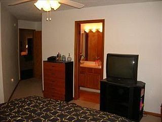 4th image of 496 Rosalind Ave