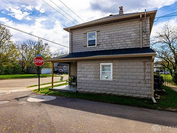 3rd image of 247 E Cottage Ave