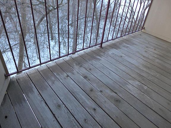 3rd image of 4001 Heritage Hills Dr APT 303