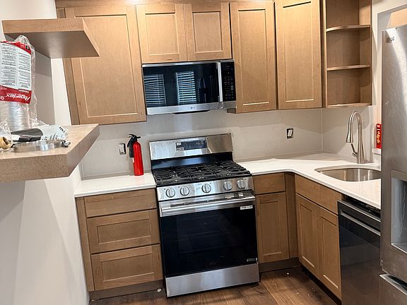 5th image of 3011 Lighthouse Ln