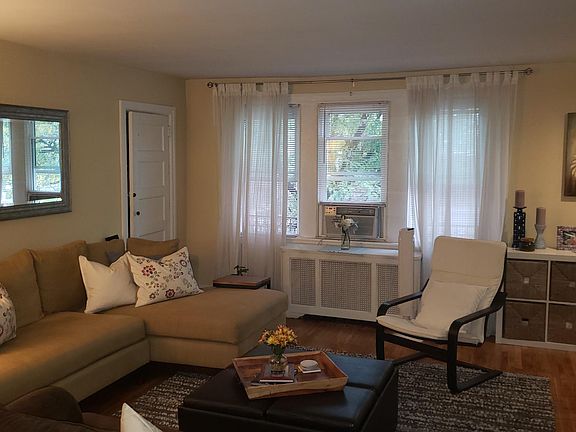 5th image of 107 N Narberth Ave Floor 2