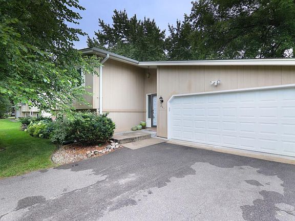 3rd image of 801 73rd Ave N