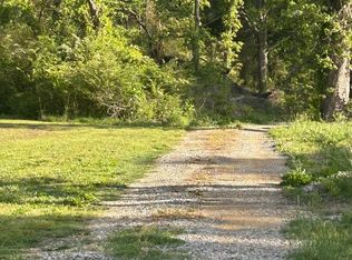 151 Cherrywood Ln, Searcy, AR 72143