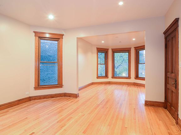 5th image of 3800 W Wrightwood Ave #2