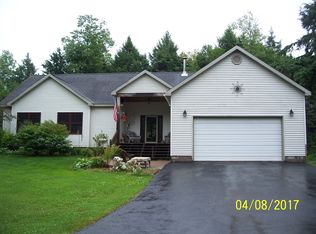25659 S Entry Rd, Chassell, MI 49916