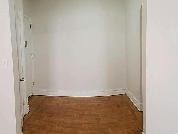 4th image of 55 Linden Blvd APT 4R