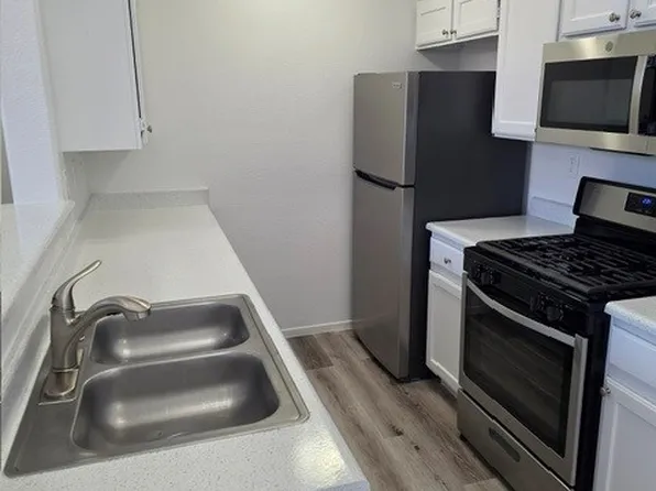 3759 Sand Pier St #X, Las Vegas, NV 89147