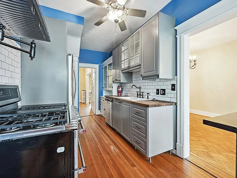 310 Taylor St NW — Photo 10