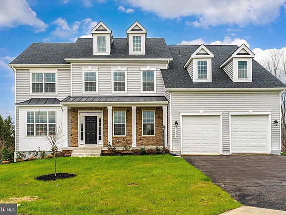 5th image of 12 Meadowridge Dr
