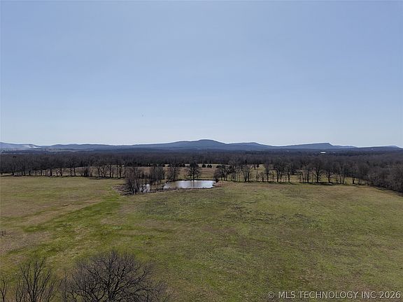 2nd image of Fox Hill Rd