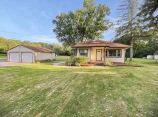 705 Area St, McHenry, IL 60051