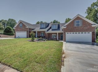 103 Abbington Ln, Shelby, NC 28150