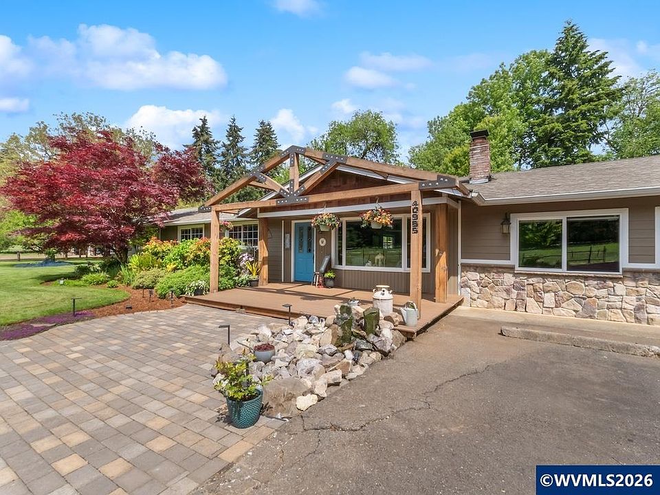 1st image of 40965 Huntley Rd SE
