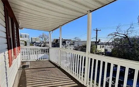 3 bed, 1.0 bath, 1075 sqft, $3,500 — Photo 1
