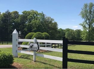 297 Stable Gate Dr, Campobello, SC 29322