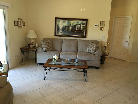 5th image of 636 NW Sharpe Street