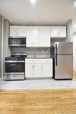 Rented by Bohemia Realty Group | media 8