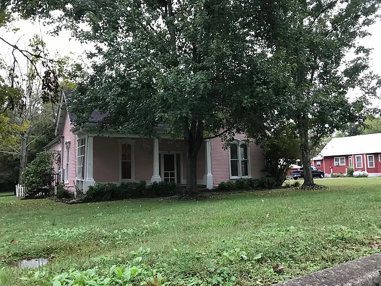 111 Maple St — Photo 9