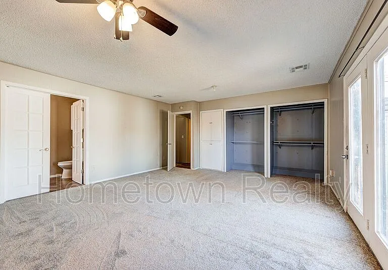 7105 NW 43rd St — Photo 12