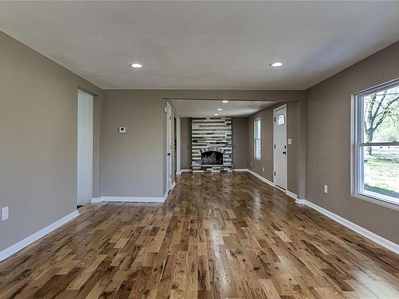 4th image of 2337 N 63rd St