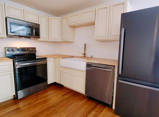 9938 SW Terwilliger Blvd, Portland, OR 97219