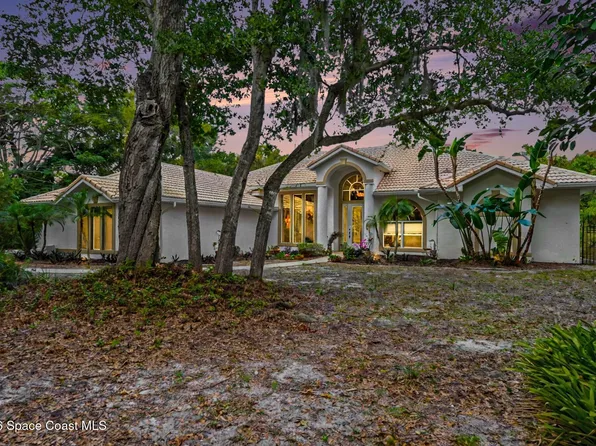 140 Hacienda Dr, Merritt Island, FL 32952
