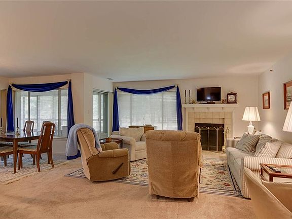 4th image of 4846 Kempsville Greens Pkwy APT 201