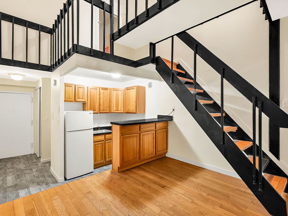 1st image of 9 E 32nd St #5EE