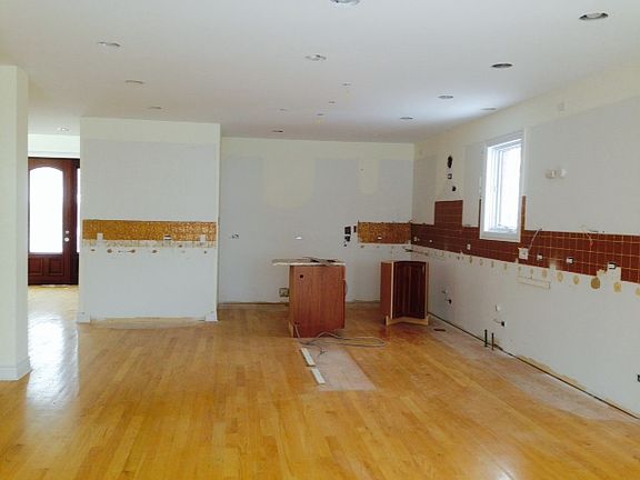 2nd image of 8309 Kostner Ave