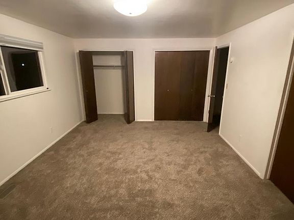 3rd image of 215 S Cherry Dr Unit 10