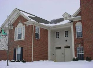 15089 Hidden Pte, Sterling Heights, MI 48313