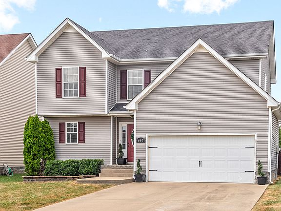 3rd image of 687 Fox Hound Dr