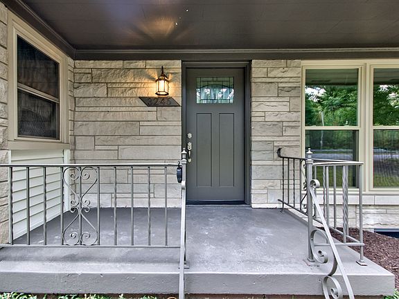 5th image of 3246 E Fall Creek Parkway North Dr