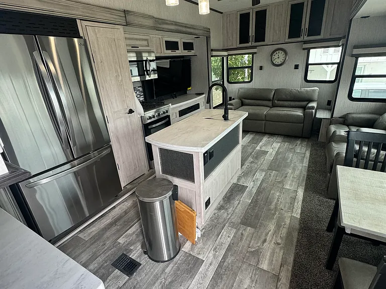 9004 Olive St #TRAILER — Photo 3