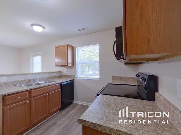 5th image of 8203 Four Sisters Ln