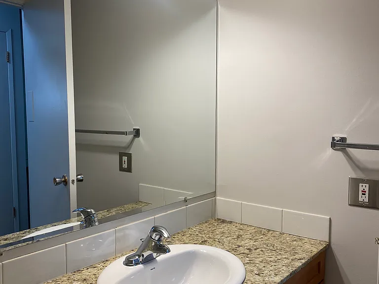 604 1st Ave NW #108 — Photo 15