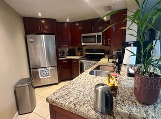 9715 Fontainebleau Blvd APT 213, Miami, FL 33172