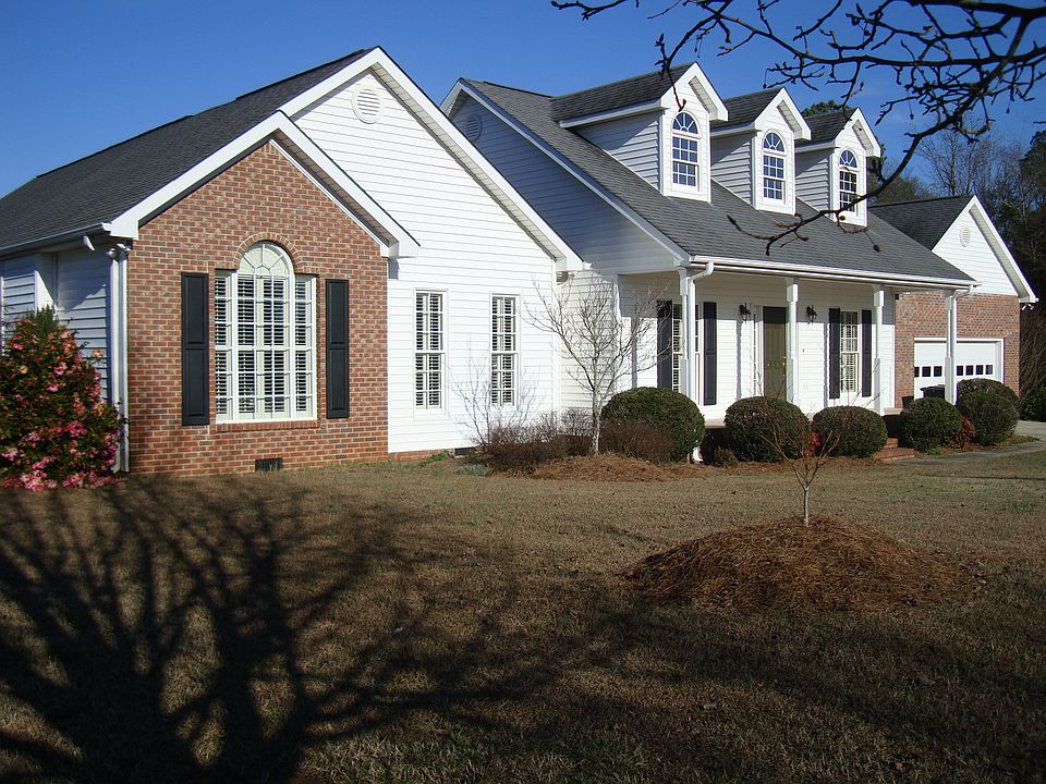 1st image of 183 Bradford Pl