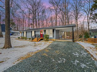 111 Cheshire Dr, Hillsborough, NC 27278