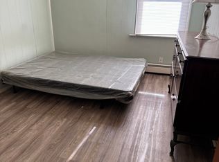 147 Harold St #1B, Providence, RI 02908