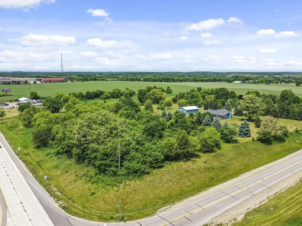 18514 75TH STREET, Bristol, WI 53104