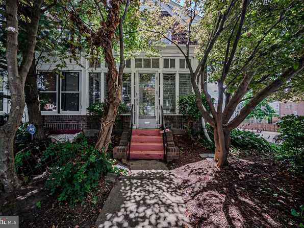 120 W 36th St, Wilmington, DE 19802