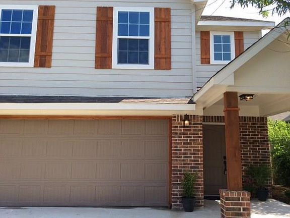 2nd image of 718 Santiago Dr