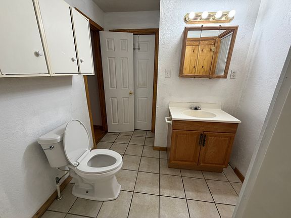 5th image of 540 W 2nd St